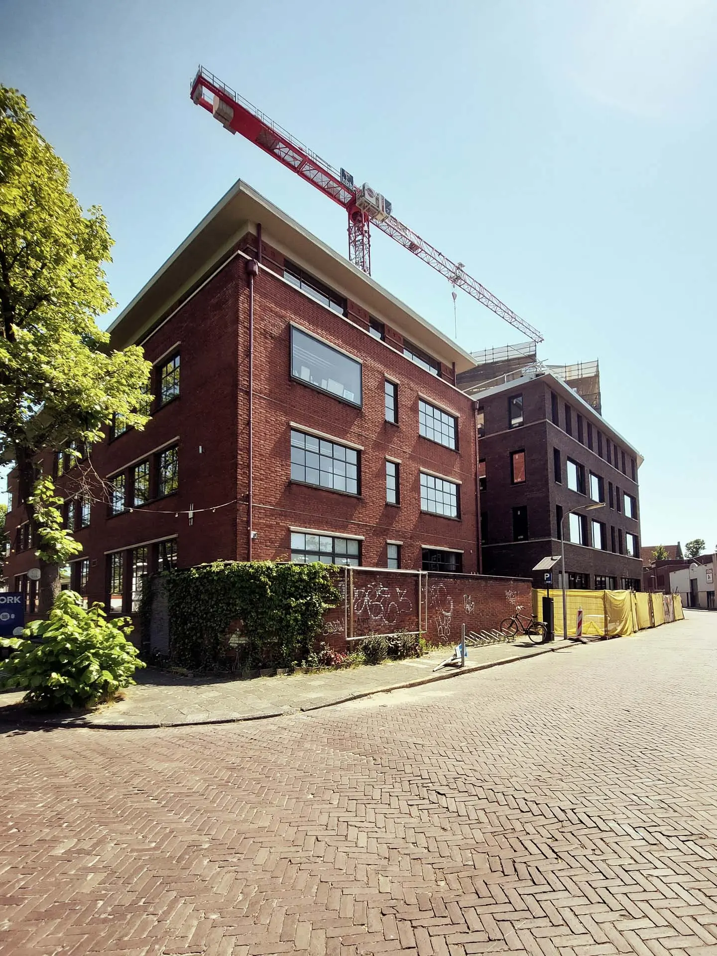 ENZO architectuur N interieur - gonnetstraat - Amsterdam - Haarlem - haarlemmermeer - nieuwbouw - exterieur - hijskraan - natuur - bouw